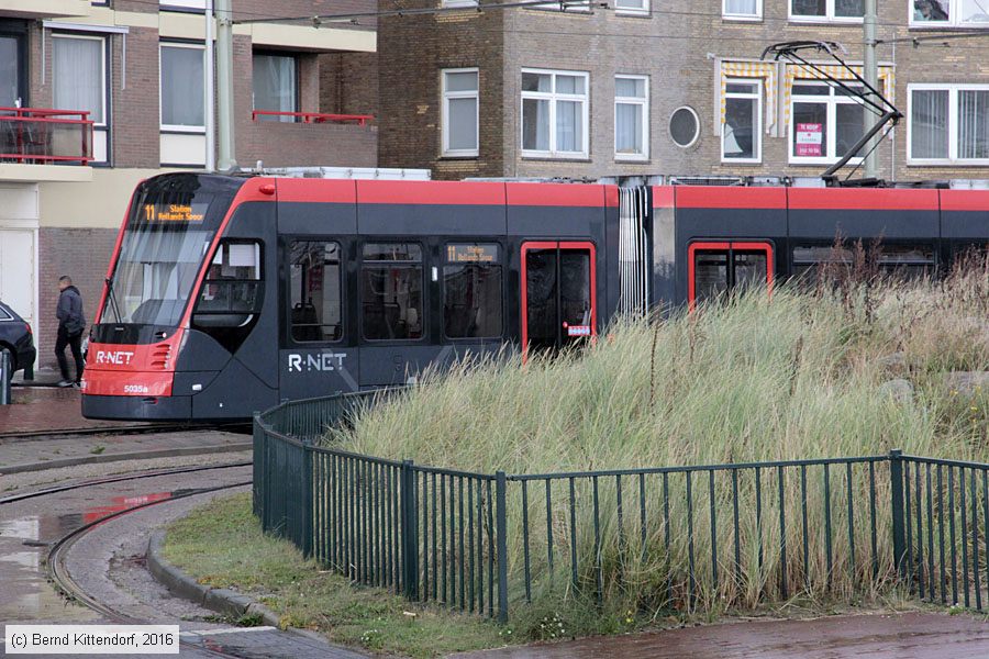 Straßenbahn Den Haag - 5035
/ Bild: denhaag5035_bk1611030090.jpg Straßenbahn Den Haag - 5035
/ Bild: denhaag5035_bk1611030090.jpg