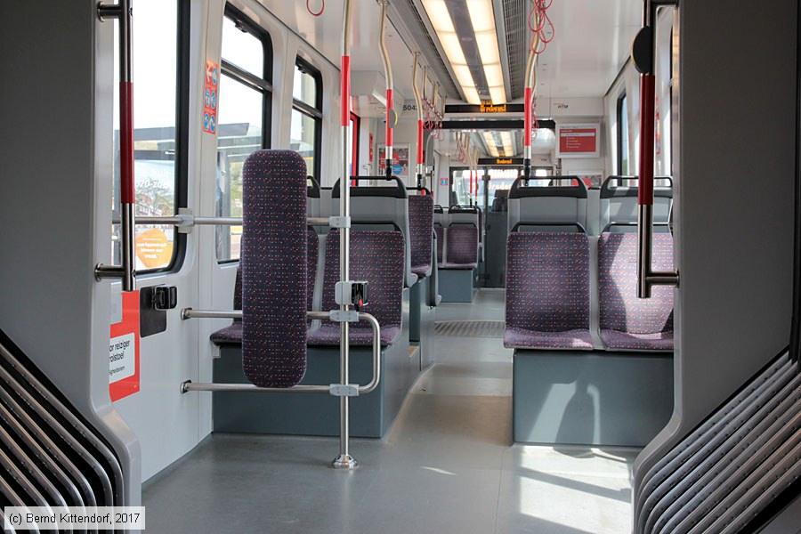 Straßenbahn Den Haag - 5043 - Innenansicht
/ Bild: denhaag5043_bk1706210140.jpg
