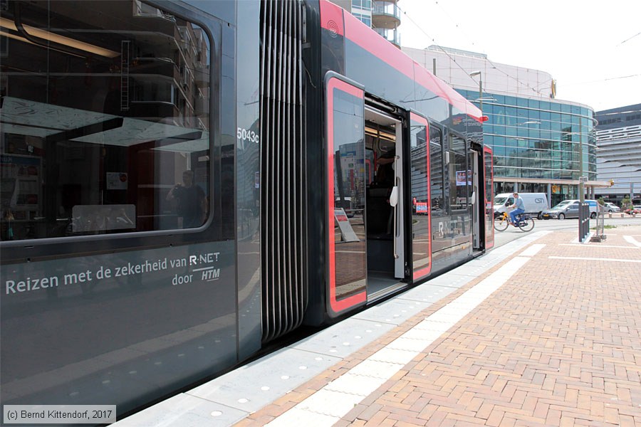 Straßenbahn Den Haag - 5043
/ Bild: denhaag5043_bk1706210141.jpg Straßenbahn Den Haag - 5043
/ Bild: denhaag5043_bk1706210141.jpg