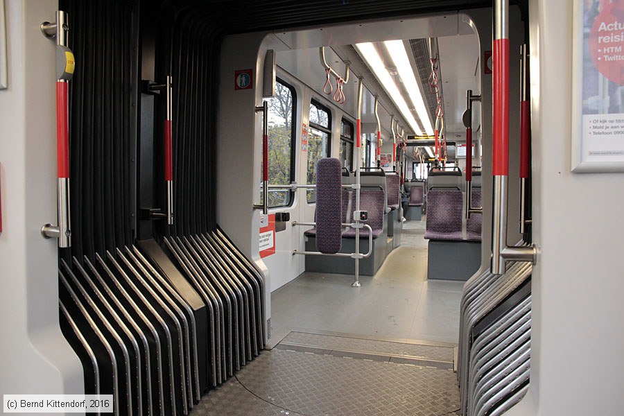 Stra&szlig;enbahn Den Haag - 5051 - Innenansicht
/ Bild: denhaag5051_bk1611030074.jpg