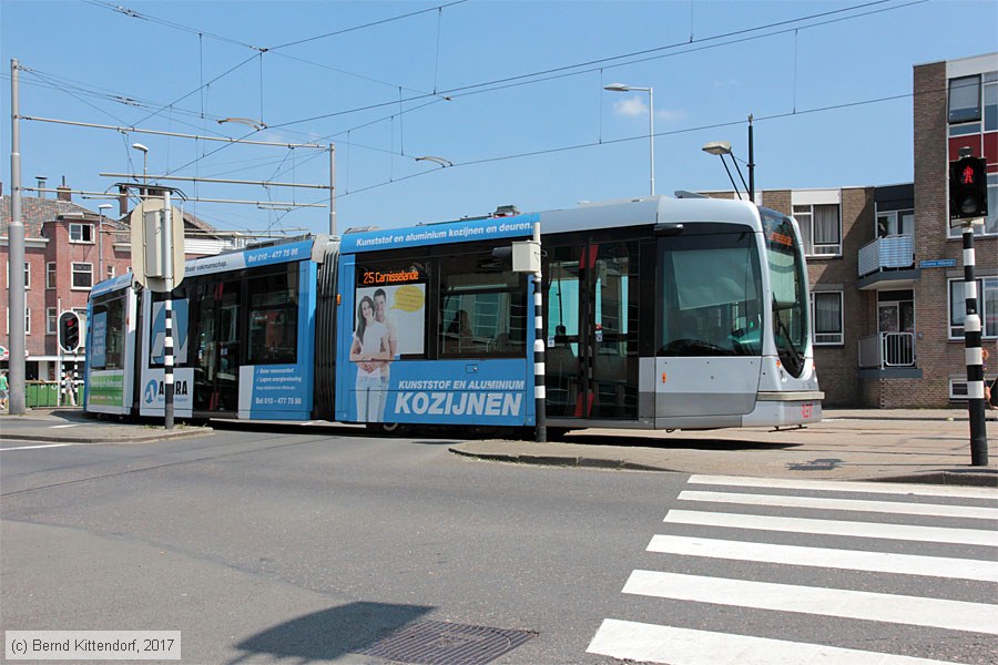 Straßenbahn Rotterdam - 2005
/ Bild: rotterdam2005_bk1706190121.jpg Straßenbahn Rotterdam - 2005
/ Bild: rotterdam2005_bk1706190121.jpg