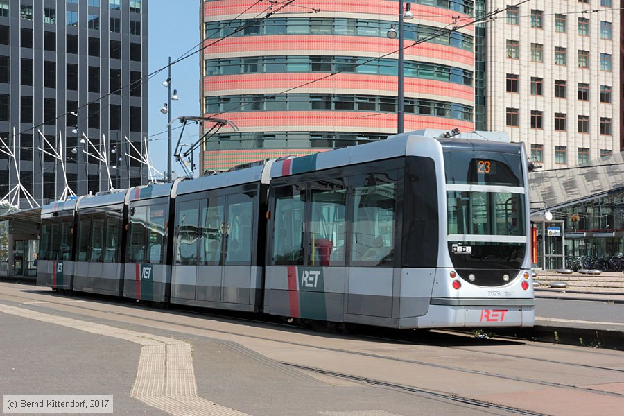 Straßenbahn Rotterdam - 2029
/ Bild: rotterdam2029_bk1706190145.jpg Straßenbahn Rotterdam - 2029
/ Bild: rotterdam2029_bk1706190145.jpg