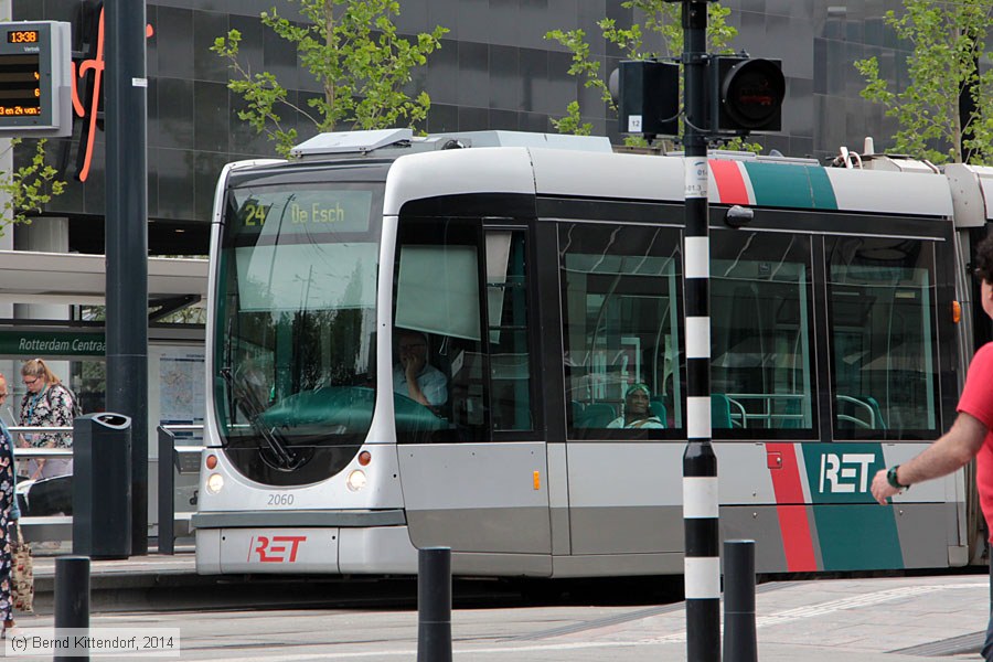 Straßenbahn Rotterdam - 2060
/ Bild: rotterdam2060_bk1405210178.jpg Straßenbahn Rotterdam - 2060
/ Bild: rotterdam2060_bk1405210178.jpg