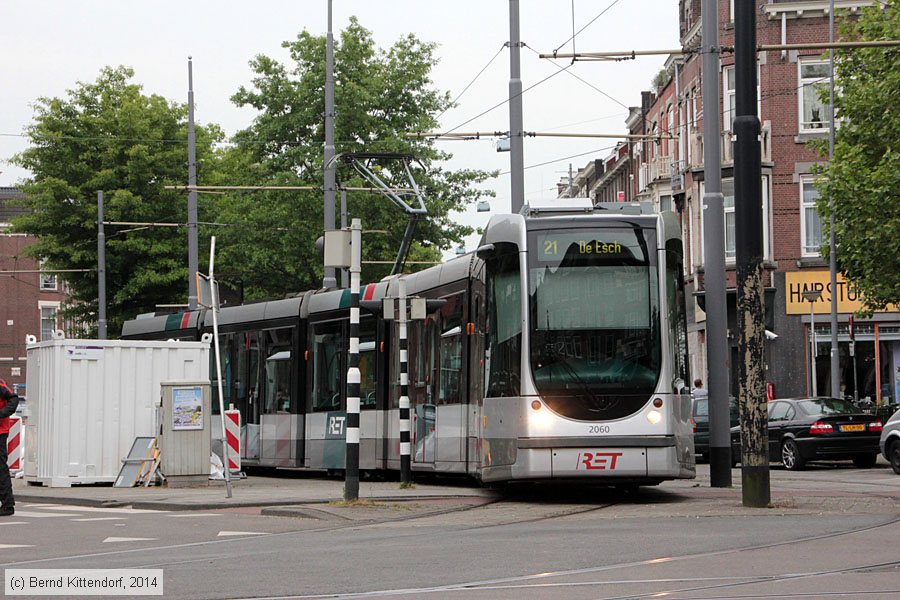 Straßenbahn Rotterdam - 2060
/ Bild: rotterdam2060_bk1405210357.jpg Straßenbahn Rotterdam - 2060
/ Bild: rotterdam2060_bk1405210357.jpg