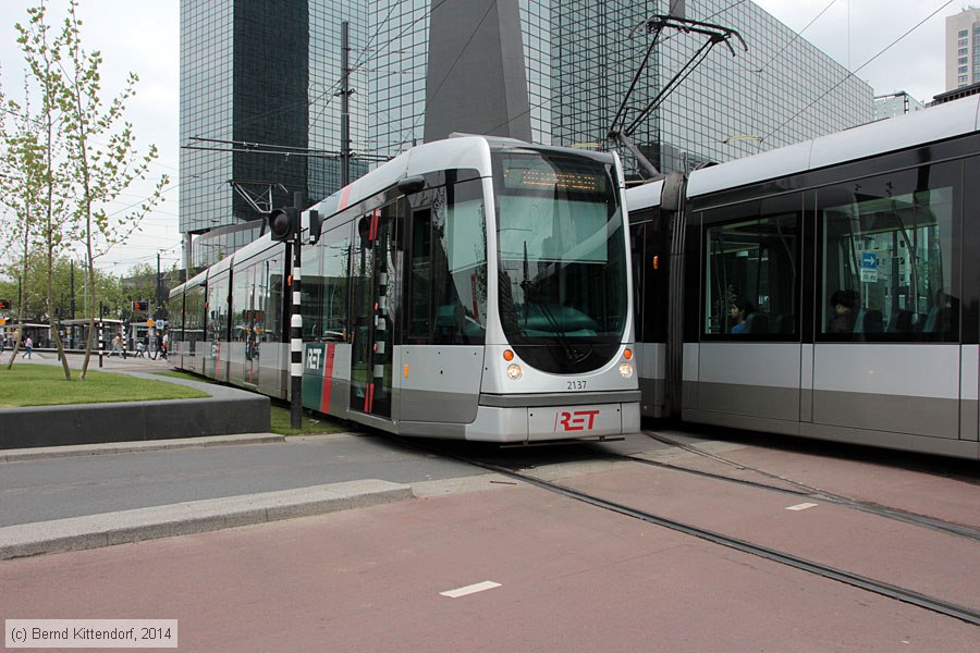 Straßenbahn Rotterdam - 2137
/ Bild: rotterdam2137_bk1405210161.jpg