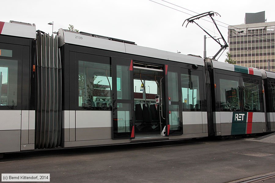 Straßenbahn Rotterdam - 2139
/ Bild: rotterdam2139_bk1405210184.jpg