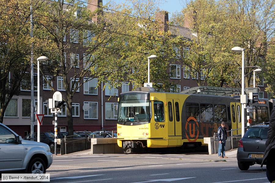 Sneltram Utrecht - 5008
/ Bild: utrecht5008_bk1410270162.jpg Sneltram Utrecht - 5008
/ Bild: utrecht5008_bk1410270162.jpg