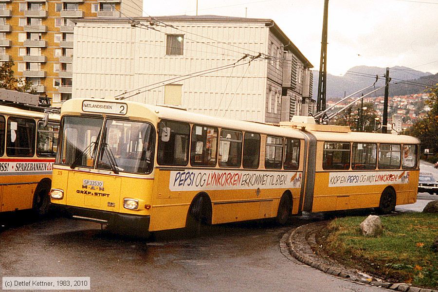 Bergen - O-Bus - 326
/ Bild: bergen326_dk042203.jpg Bergen - O-Bus - 326
/ Bild: bergen326_dk042203.jpg