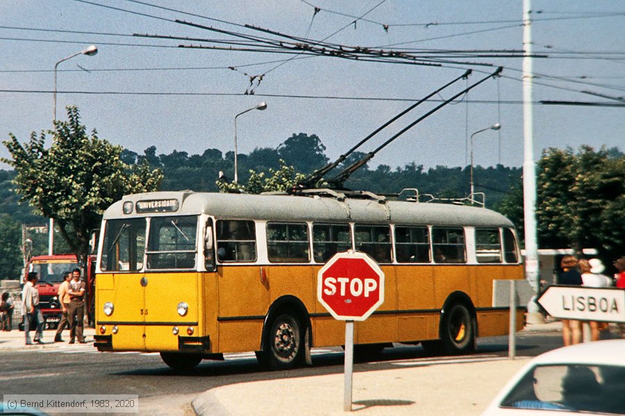 Coimbra - Trolleybus - 35
/ Bild: coimbra35_ds078603.jpg