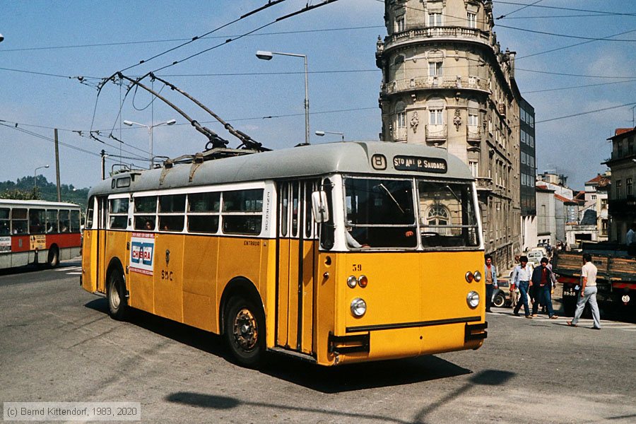 Coimbra - Trolleybus - 39
/ Bild: coimbra39_ds078610.jpg