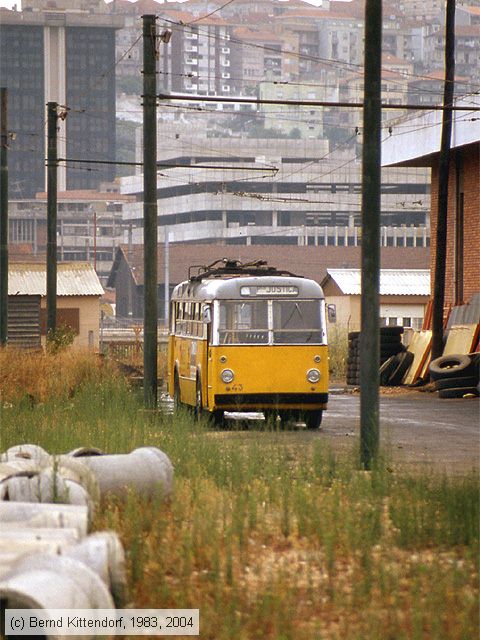 Coimbra - Trolleybus - 43
/ Bild: coimbra43_ds078513.jpg