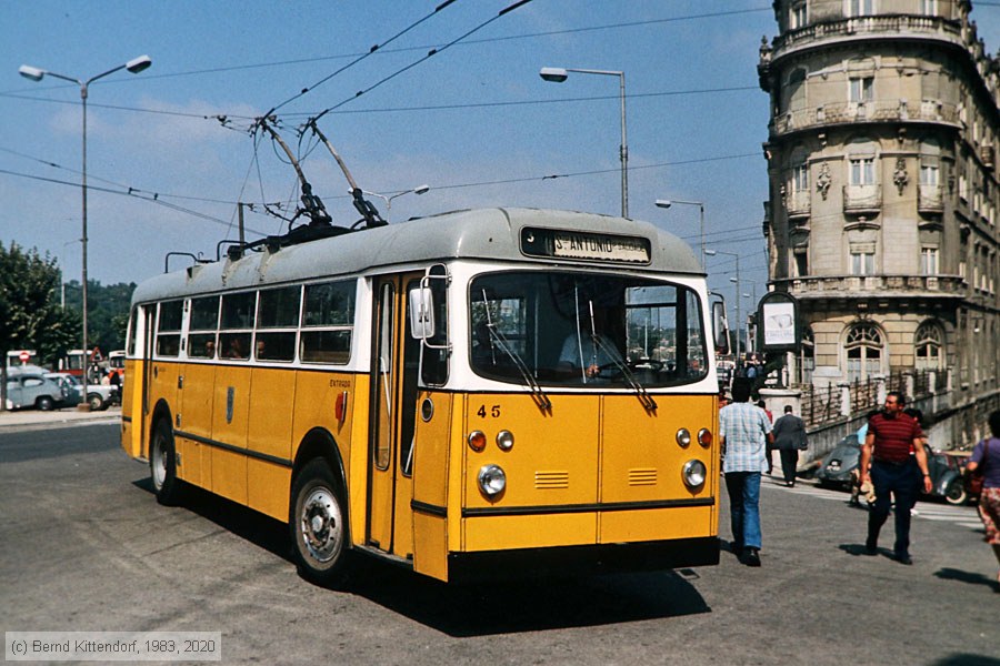 Coimbra - Trolleybus - 45
/ Bild: coimbra45_ds078617.jpg Coimbra - Trolleybus - 45
/ Bild: coimbra45_ds078617.jpg