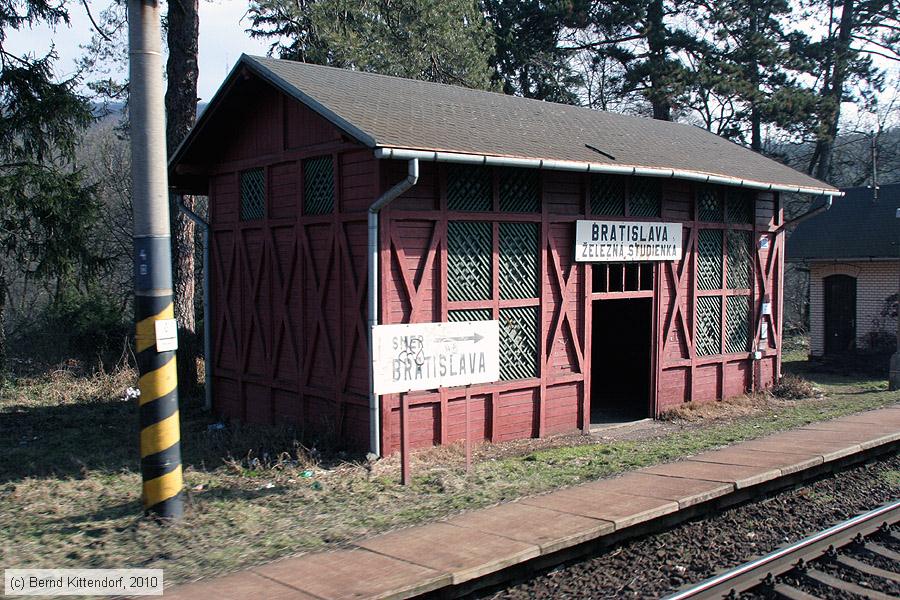 Bahnhof Bratislava Železná Studienka
/ Bild: bfbratislavazeleznastudienka_bk1002250120.jpg