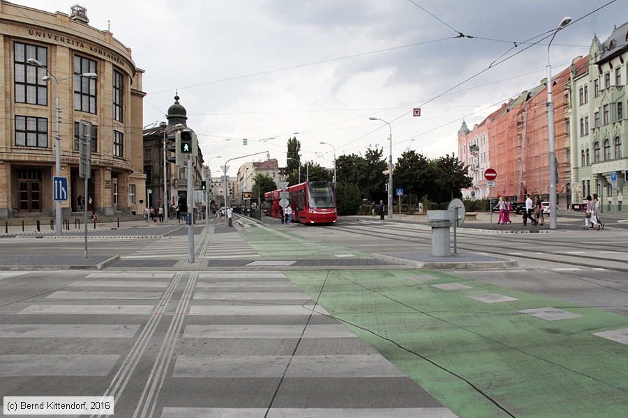 Straßenbahn Bratislava - 7510
/ Bild: bratislava7510_bk1609020314.jpg