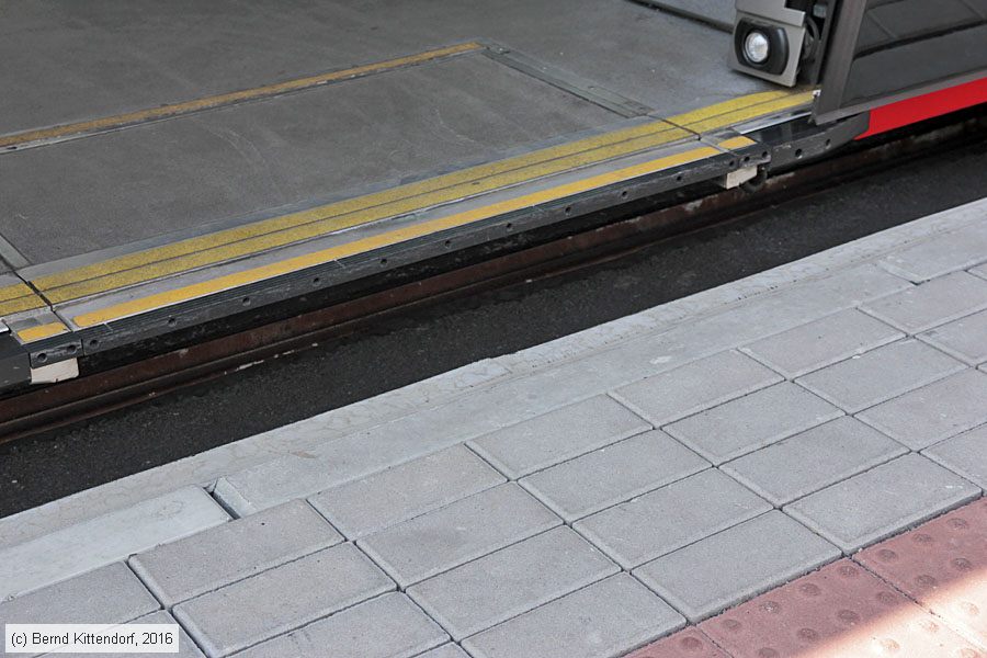 Straßenbahn Bratislava - 7521
/ Bild: bratislava7521_bk1609020249.jpg Straßenbahn Bratislava - 7521
/ Bild: bratislava7521_bk1609020249.jpg