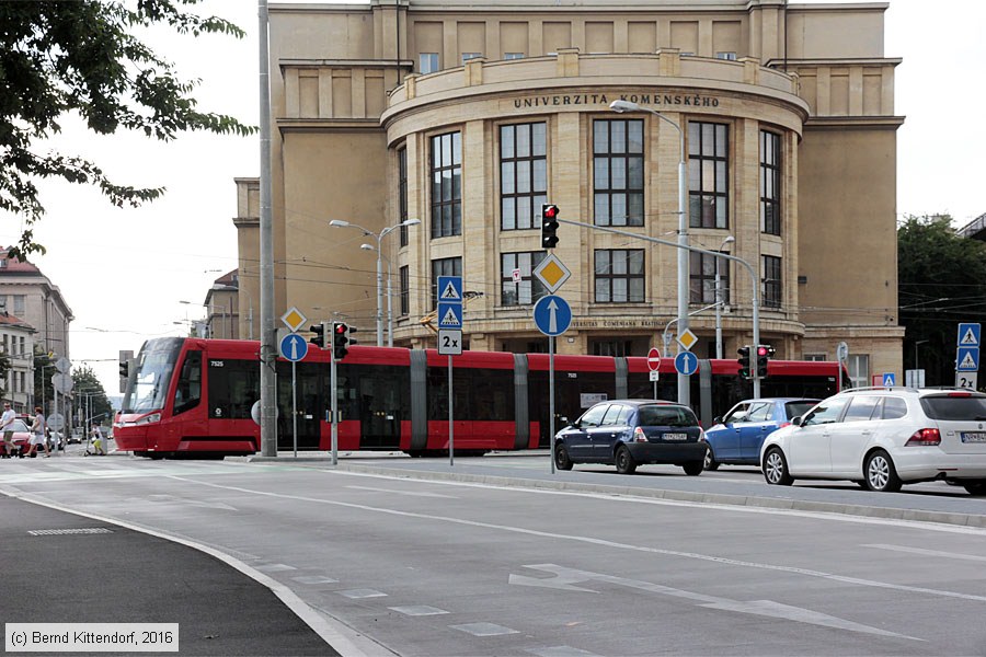 Stra&szlig;enbahn Bratislava - 7525
/ Bild: bratislava7525_bk1609020301.jpg