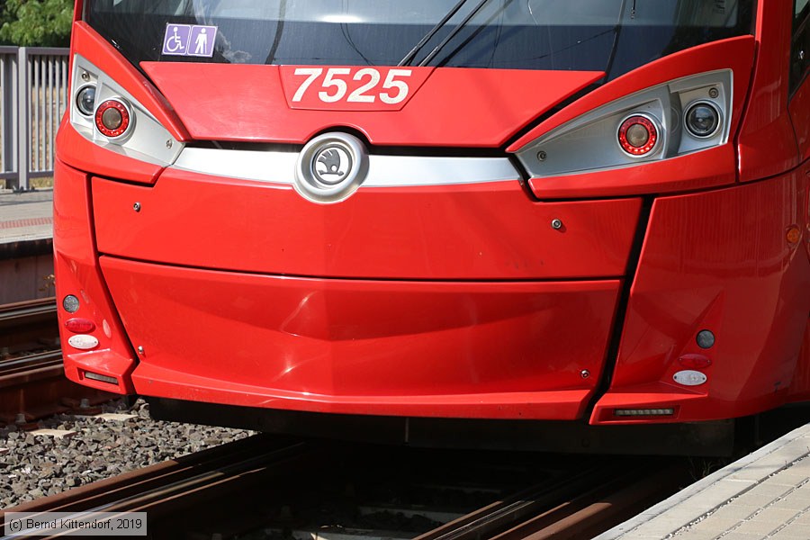 Straßenbahn Bratislava - 7525
/ Bild: bratislava7525_bk1907260275.jpg