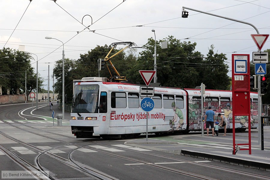 Straßenbahn Bratislava - 7114
/ Bild: bratislava7114_bk1609020483.jpg