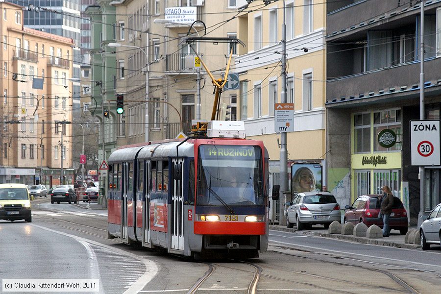Straßenbahn Bratislava - 7121
/ Bild: bratislava7121_cw1103150552.jpg