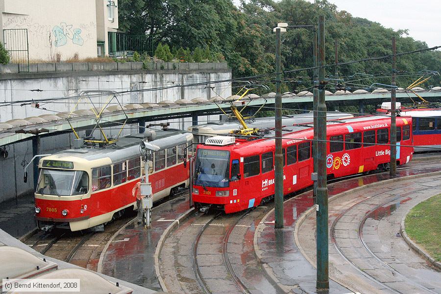 Straßenbahn Bratislava - 7805 und 7101
/ Bild: bratislava7805_bk0809160194.jpg Straßenbahn Bratislava - 7805 und 7101
/ Bild: bratislava7805_bk0809160194.jpg