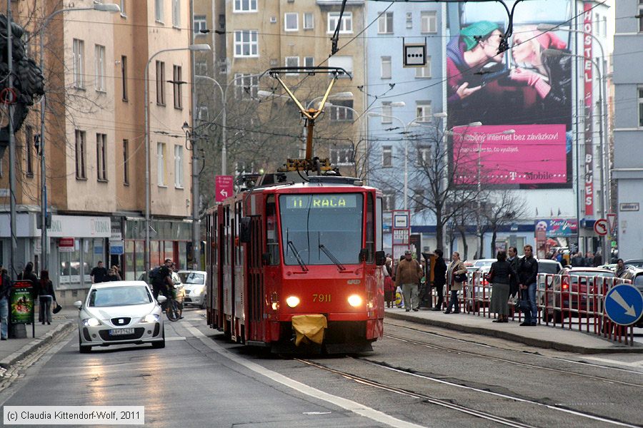 Straßenbahn Bratislava - 7911
/ Bild: bratislava7911_cw1103150596.jpg