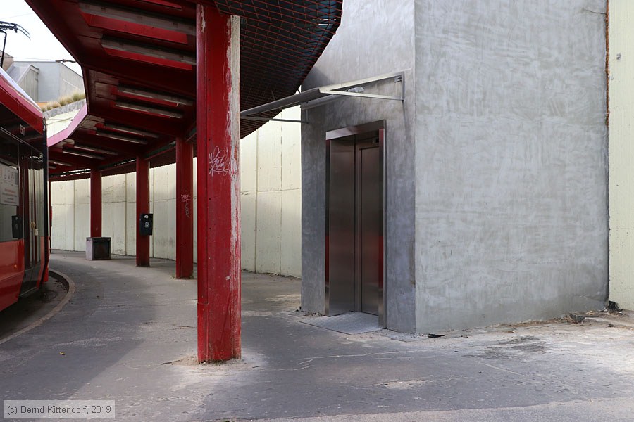 Straßenbahn Bratislava - Anlagen
/ Bild: bratislavaanlagen_bk1907260206.jpg Straßenbahn Bratislava - Anlagen
/ Bild: bratislavaanlagen_bk1907260206.jpg